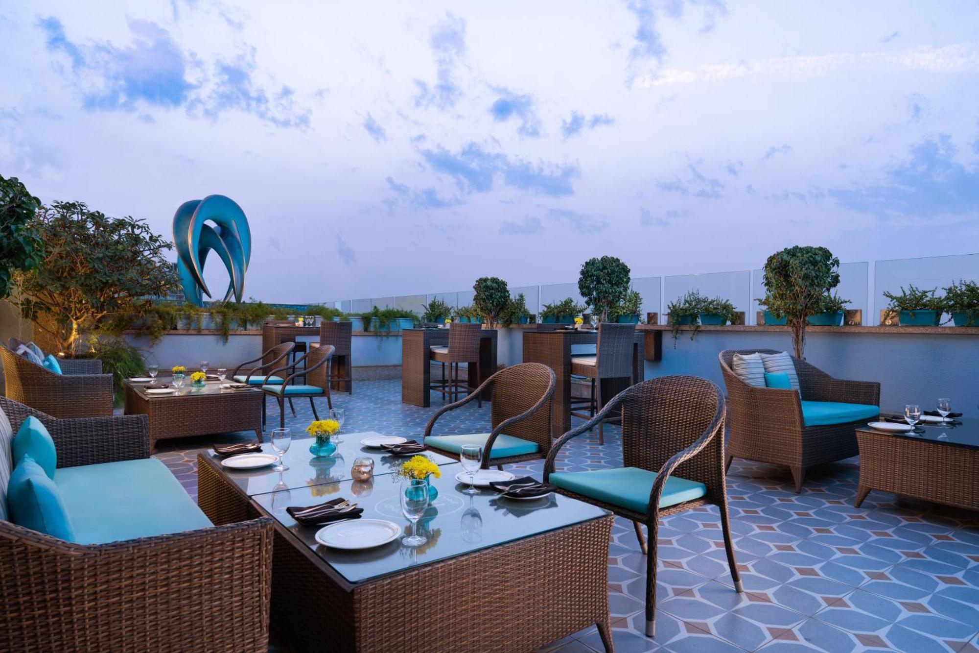 Wow Crest, Indore - Ihcl Seleqtions Exteriör bild