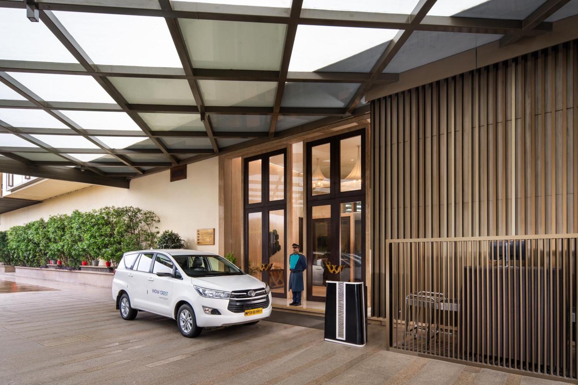 Wow Crest, Indore - Ihcl Seleqtions Exteriör bild
