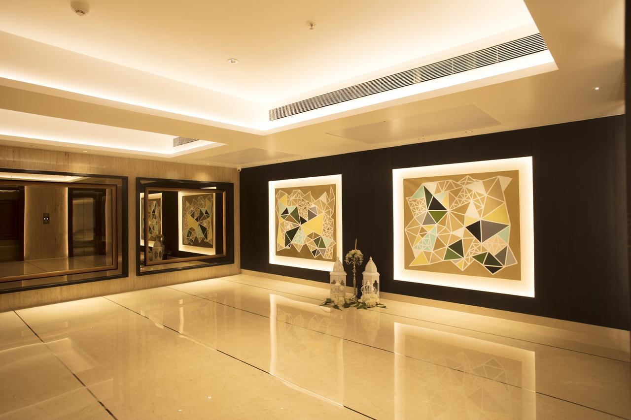 Wow Crest, Indore - Ihcl Seleqtions Exteriör bild